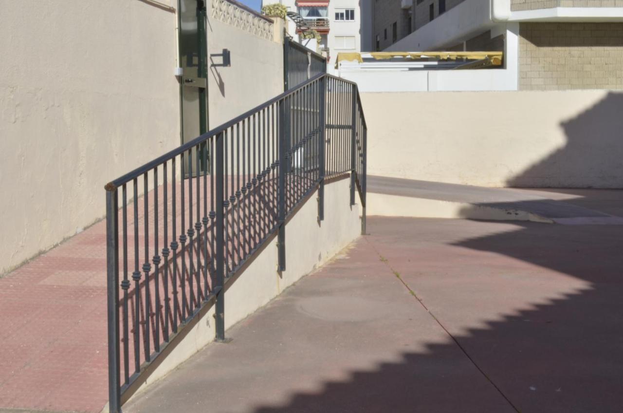 Carihuela Un Dormitorio Junto Al Mar Torremolinos Exterior foto